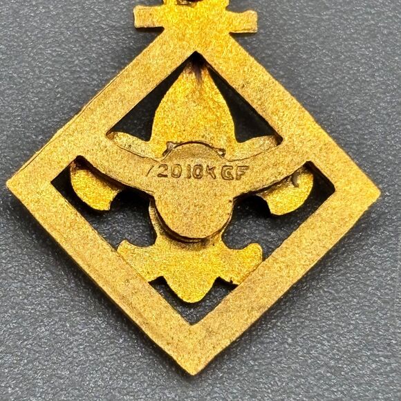 Vintage Boy Scouts of America Distinguished Service Award Medal 10K GF with Box - Picture 3 of 6